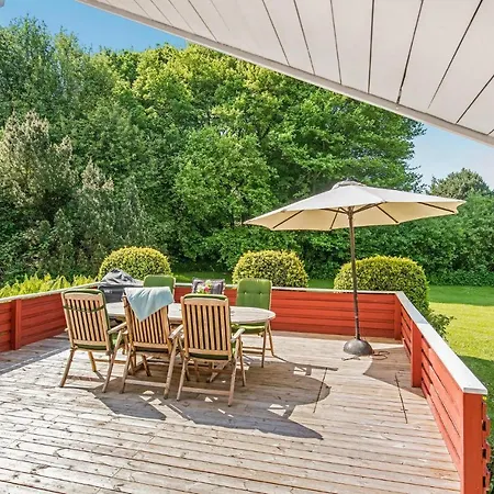 Paradiset Holiday home *